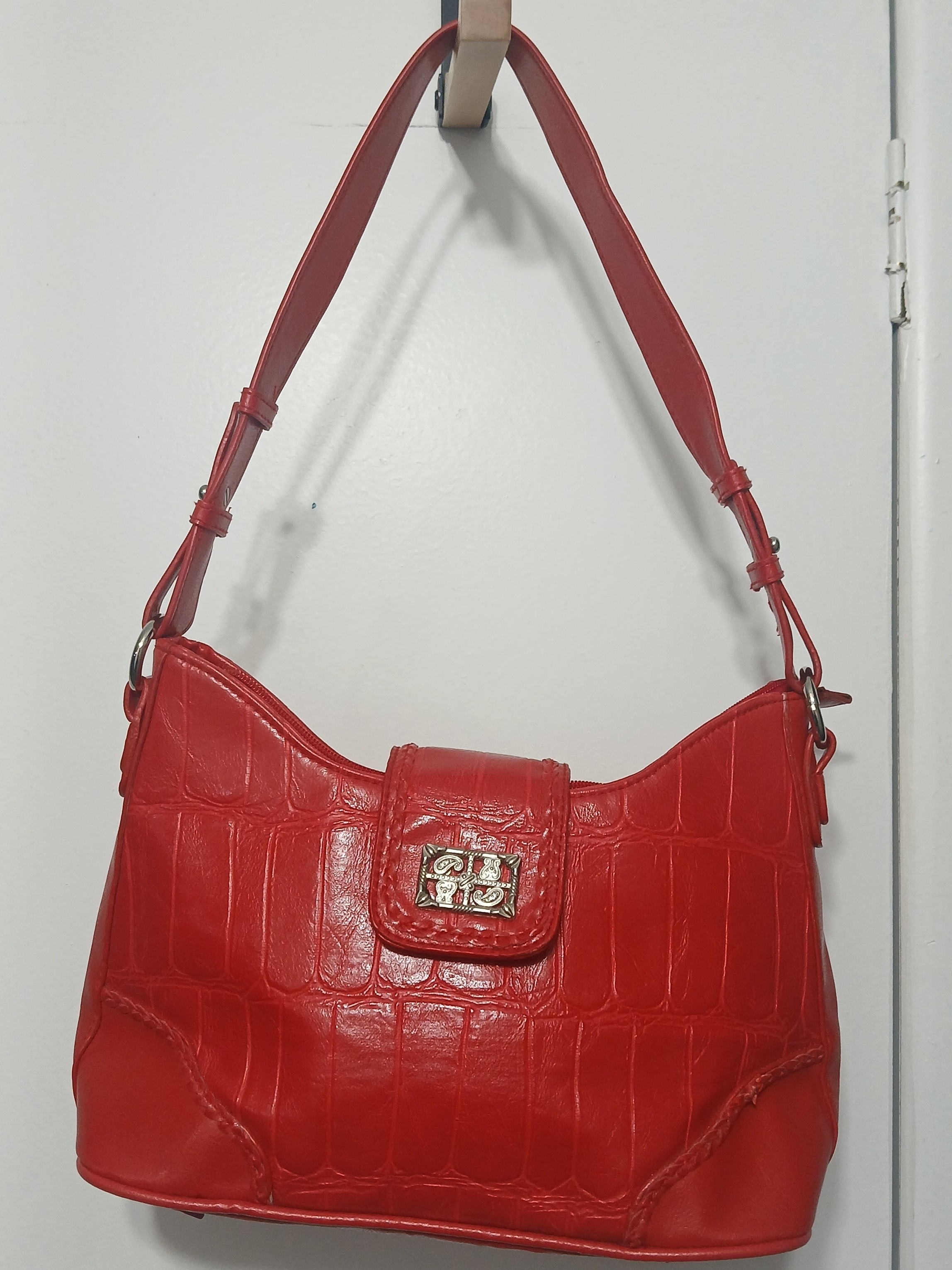 Source Unknown Red Croc-Embossed Shoulder Bag
